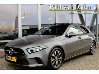 Mercedes-Benz A180 136PK AUTOMAAT LUXURY LINE Panodak | Groot Navi | Adapt.Cruise | Camera | Leer | Led | Dodehoek | 17 inch Lm |