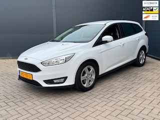 Ford Focus Wagon 1.0i Navi / Nap / Pdc