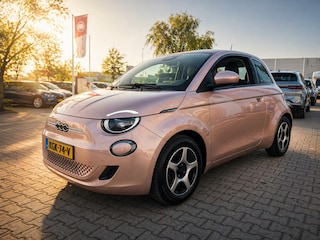 Fiat 500 Passion 42 kWh |Carplay | Camera | Parkeersensoren | BTW