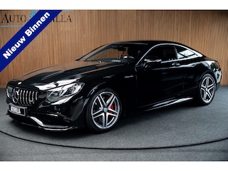 Mercedes-Benz S-klasse Coupé AMG 63 4Matic Panorama Nightvision HUD Burmester MB Parfum Stoelventilatie Niveauregeling Softclose 20'' LM velgen Distronic 360 Camera Keyless Navi Leer PTS Massagestoelen Memory seats Elektr. verstelbare stuur Elektr. achterklep