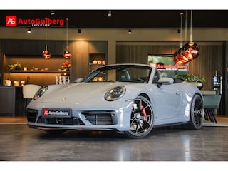 Porsche 911 Cabrio 3.0 Carrera 4 GTS Voll Sportstoelen 18-wegs met Memory/ verwarmd, GT3 Velgen/ skirts, Matrix Led PDLS+, Hefsysteem vooras, Sport chrono, Sport design, PTV+, Sportuitlaat, 4 wielbesturing, 360 view, Bose, Keyless, Carbon/ Licht-Design/ Spiegel pakket, 21''