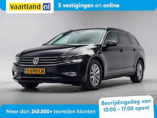Volkswagen Passat 1.5 TSI Comfort Business [Carplay Trekhaak Parkeersensoren]