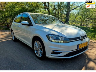 Volkswagen Golf 1.0 TSI Comfortline / Navigatie / Climate Control