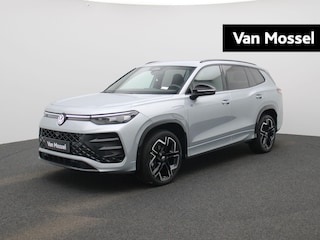 Volkswagen Tayron 1.5 eHybrid R-Line Edition 272 PK| Trekhaak | 360 Camera | Travelassist | Stoelverwarming | Stuurwielverwarming | Black Style