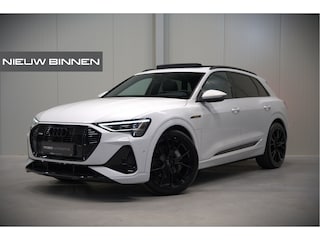 Audi e-Tron 50 quattro Launch edition Black 71 kWh | Black Edition | Panoramadak | Memory Seat | Luchtvering | Adaptive Cruise Control | Keyless | Matrix LED | Stoelverwarming | NAP |