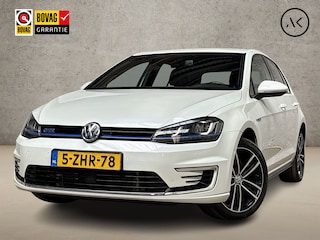 Volkswagen Golf 1.4 TSI GTE 204Pk Automaat (NAVIGATIE, PARELMOER, CLIMATE, ADAPTIVE CRUISE, SPORTSTOELEN, GETINT GLAS, PARKEERSENSOREN, NIEUWE APK, NIEUWSTAAT)