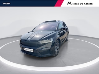 Skoda Enyaq iV 80 Sportline 150kW/204 PK · Panoramadak · Leder/Alcantara · Apple/Android Car Play · Camera · Elektrische stoelverstelling ·