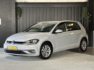 Volkswagen Golf 1.0 TSI Comfortline | Carplay | Navigatie | Adaptief Cruise Control |  parkeersensor Voor & Achter | LMV 16 | LED |