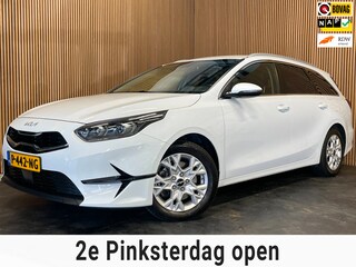 Kia Ceed Sportswagon 1.5 T-GDi DynamicPlusLine|160PK|TREKH|STOEL+STUURVERW|CARPLAY|CAMERA|CLIMATE+CRUISE|1 EIG.|INC.BTW|ORG.NL|NAP