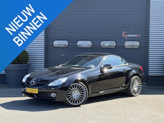 Mercedes-Benz SLK 200 K. | Navigatie | 19 Inch Lichtmetalen Velgen | Stoel/Nek Verwarming | Cruise Control |