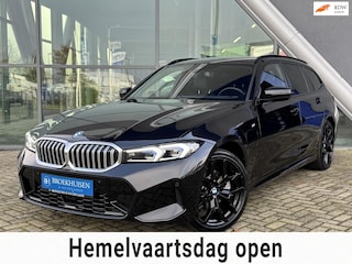 BMW 3-serie Touring 330e Plug In Hybride M Sport 292pk HU Display / 360 Camera / Stoelverwarming