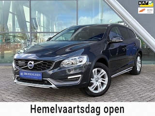 Volvo V60 2.0 D4 Momentum 190pk Automaat / Camera / Leder / Stoelverwarming