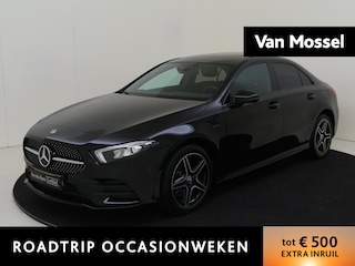 Mercedes-Benz A-klasse 250 e Business Solution AMG Limited / Panoramadak/ Carplay/ Sfeerverlichting/ Night