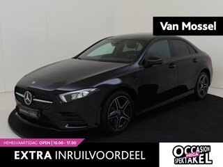 Mercedes-Benz A-klasse 250 e Business Solution AMG Limited / Panoramadak/ Carplay/ Sfeerverlichting/ Night