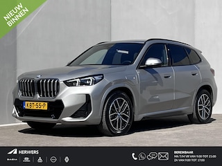 BMW X1 xDrive25e M-Sport / Dealer onderhouden / 1.700 kg trekgewicht / Elektrische klep / Navigatie/ Stoelverwarming / Parkeer assistent / Apple Carplay Android / 18" LM wielen / winterbanden /