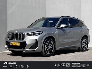 BMW X1 xDrive25e M-Sport / Dealer onderhouden / 1.700 kg trekgewicht / Elektrische klep / Navigatie/ Stoelverwarming / Parkeer assistent / Apple Carplay Android / 18" LM wielen / winterbanden /