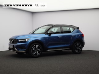 Volvo XC40 T5 262PK Recharge R-Design / Panoramisch Dak / Trekhaak / 360gr Camera / BLIS / Harman Kardon /