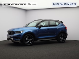 Volvo XC40 T5 262PK Recharge R-Design / Panoramisch Dak / Trekhaak / 360gr Camera / BLIS / Harman Kardon /