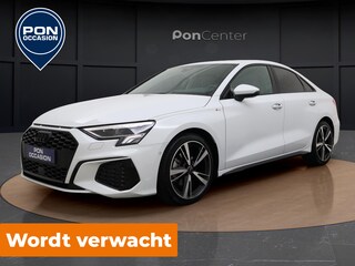 Audi A3 Limousine 35 TFSI S-line | Trekhaak | Parkeerhulp | ACC | Stoelverwarming | Sportstoelen | Carplay | 18" |