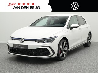 Volkswagen Golf GTE 1.4 eHybrid 245 PK | LED Matrix IQ | Trekhaak | Achteruitrijcamera | Dodehoek Assist | Stoel & Stuurverwarming |