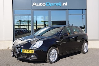 Alfa Romeo Giulietta 1.4 T Exclusive AUTOMAAT 170pk Clima, NAVI, Bruin Leder, 40.000km NAP