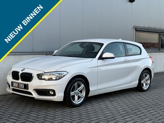 BMW 120i Executive AUT M2017 NAVI PDC SPORTVELGEN LAGE KMSTAND