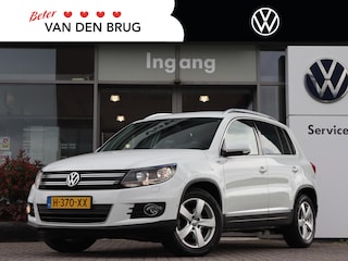 Volkswagen Tiguan 1.4 TSI Sport&Style | Trekhaak | Navigatie | Stoelverwarming |