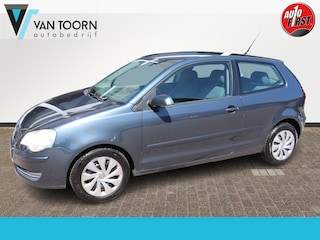 Volkswagen Polo 1.4-16V Turijn APK tot 13-12-2026