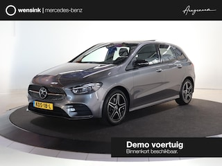 Mercedes-Benz B-klasse 250e Business Solution AMG | Panoramaschuifdak | Night | Winter pakket | Trekhaak | Stoelverwarming |