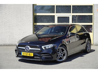 Mercedes-Benz A-klasse 180 Automaat! 5drs AMG Business Solution BJ2020 Lmv 18" | Led V+A | Pdc | Achteruitrijcamera | Navi | Virtual cockpit | Climate control | Cruise control | Sportstoelen | Sportstuur | Verwarmde voorstoelen | Zwarte hemel | Getint glas
