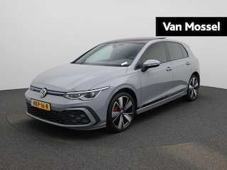 Volkswagen Golf 1.4 eHybrid GTE | 245 PK | Automaat | Panorama Dak | Bergamo Velgen | Stoel en Stuurverwarming | Camera | Parkeersensoren | Sfeerverlichting |