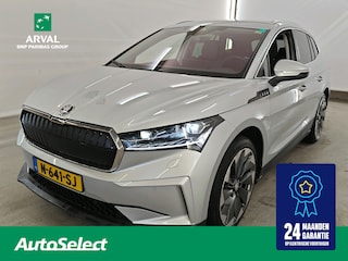 Skoda Enyaq iV 80 204pk | SOH 92% | Trekhaak | Family | Comfort Plus | Zwart Leder | Stoelverwarming | 21" | Licht pakket |CarPlay