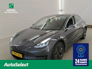 Tesla Model 3 60 kWh 238pk Standard RWD Plus | SOH 89% | 18" Velgen | Midnight Silver metallic | Black Interior