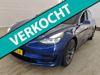 Tesla Model 3 60 kWh 238pk Standard RWD Plus | SOH 98% | 18" Velgen | Deep Blue | Black Interior