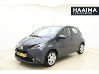 Toyota Aygo 1.0 VVT-i x-play | Airco | Camera | 5 Deuren | Bluetooth | Zuinige motor | Metaallak | Electrische ramen