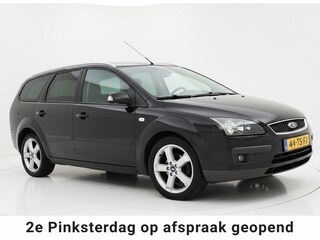 Ford Focus Wagon 1.6-16V Titanium PDC/Clima/Cruise/Trekhaak!!