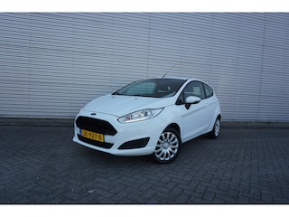 Ford Fiesta 1.0 Style Airco / Navi / Cruise / Elektr. ramen / NAP / APK t/m 04-2027