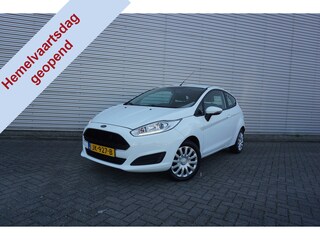 Ford Fiesta 1.0 Style Airco / Navi / Cruise / Elektr. ramen / NAP / APK t/m 04-2027