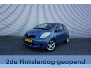 Toyota Yaris 1.3 VVTi Sol Airco / Elektr. ramen / NAP / NIEUWE APK!