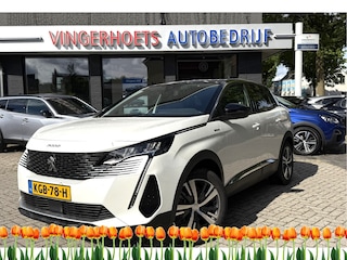 Peugeot 3008 1.6 HYbrid 225 pk Allure * Automaat * * Navigatie * 1/2 Lederen interieur * Stekker Hybride + Benzine * Elektronische Achterklep bed. * Adaptive Cruise Control * Keyless Start * Vingerhoets; Vierde Generatie Eersteklas Service. Al meer dan 100 jaar een begrip in de Brabantse Kempen.