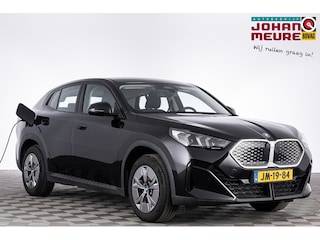 BMW iX2 eDrive20 67 kWh | Full LED | NAVI | PDC | ECC .