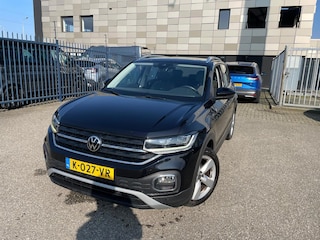 Volkswagen T-Cross 1.0 TSI Style SPORT CARPLAY LED 1/2 LEER