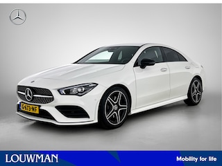 Mercedes-Benz CLA 200 AMG Nightpakket | Alarm | Sfeerverlichting | Keyless Go | Augmented Reality | Parkeerpakket met Camera | Inclusief 12 Maanden Garantie.