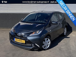 Toyota Aygo 1.0 VVT-i x-pure Automaat, Airco, achteruitrij camera, bluetooth telefoonvoorbereiding, centrale deurvergrendeling, neerklapbare achterbank!