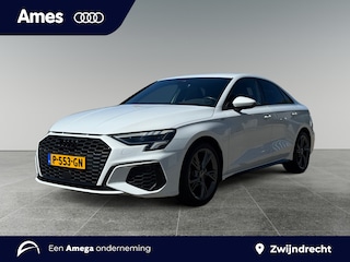 Audi A3 Limousine 30 110pk TFSI S edition Parkeerhulp achter | Cruise control | 	MMI navigatie plus MMI touch