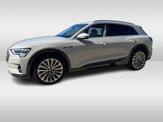 Audi e-Tron 55 quattro advanced Pro Line Plus 95 kWh / Full option! / Trekhaak / Panoramadak / 360Camera / Head-up / B&O / Keyless / 21'' / Softclose / Stoelmassage / Luxe Leder / Nachtzicht / DAB / ACC