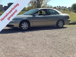 Opel Omega 2.2i-16V Business Edition - Airco