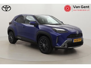 Toyota Yaris Cross 1.5 Hybrid Adventure | Trekhaak | Matrix LED | Dodehoek detectie | Head-up display | Apple Carplay / Android Auto | Stoel-/stuurverwarming | JBL | Parkeersensoren voor/achter | 18 inch