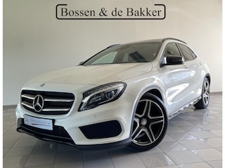 Mercedes-Benz GLA 200 Edition 1 | Afneembare trekhaak | Panorama dak | Carplay