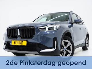 BMW X1 xDrive25e Individual | Panoramadak | Leder | Camera | Keyless | Cruise | Virtual | DAB | Carplay